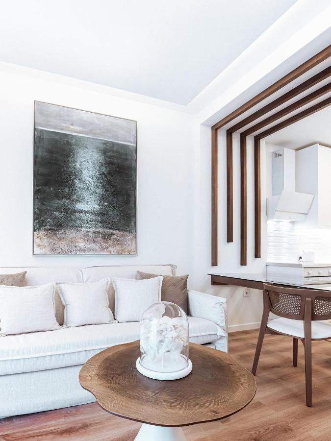 Luxury Apartment In The Heart Of The City - 1Br Ateny Zewnętrze zdjęcie