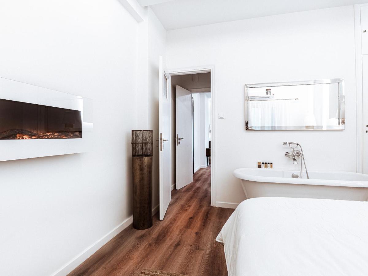 Luxury Apartment In The Heart Of The City - 1Br Ateny Zewnętrze zdjęcie